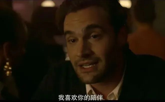 这部Netflix出的英剧，反转不断，真的挺吸引人！插图