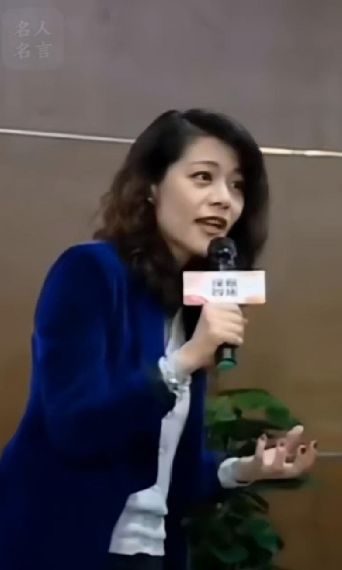 六年爆红后，消失四年的复旦女神强势回归，金句不断，魅力更甚从前插图