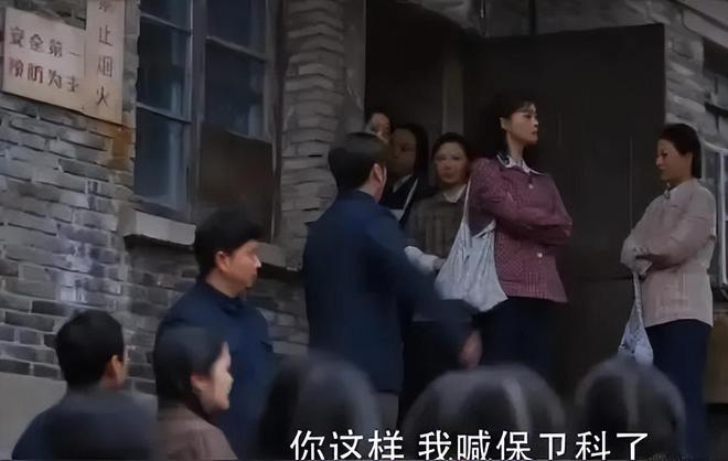 小巷人家：黄玲和宋莹的姐妹情深，美得让人屏住呼吸，就因为我懂你插图